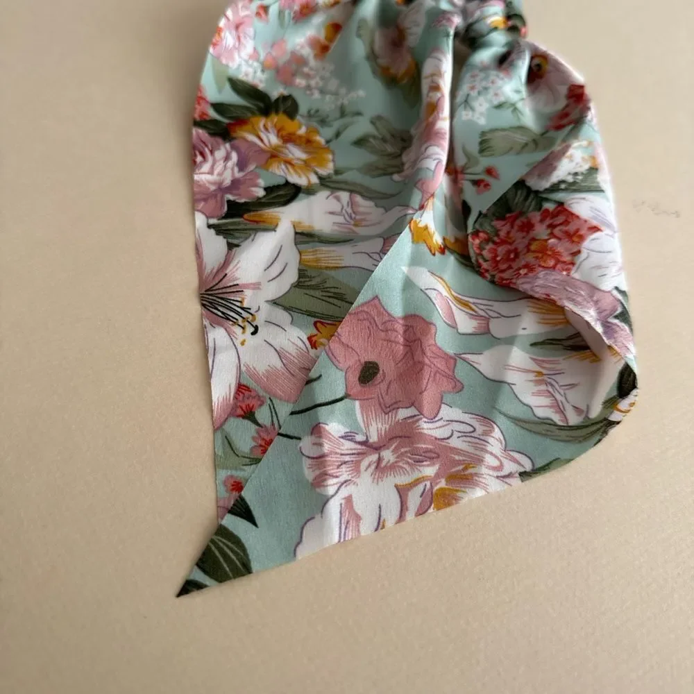 Boho floral scrunchie K71